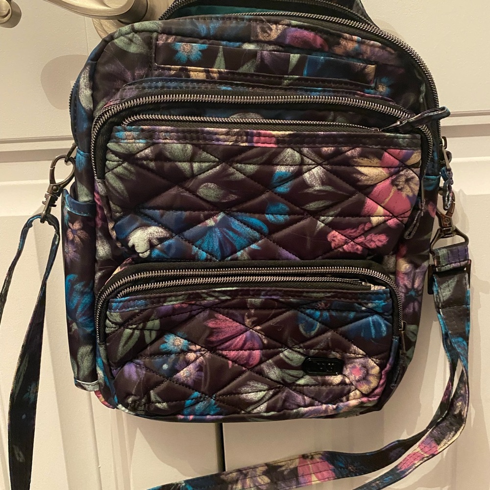 Lug compass